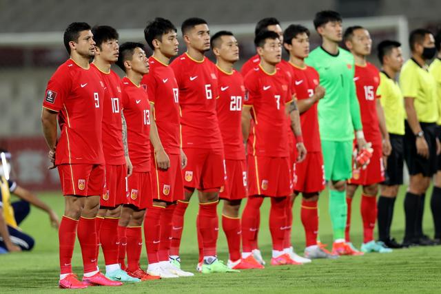 第90+2分钟劳塔罗-马丁内斯破门 阿根廷2-1逆转英格兰